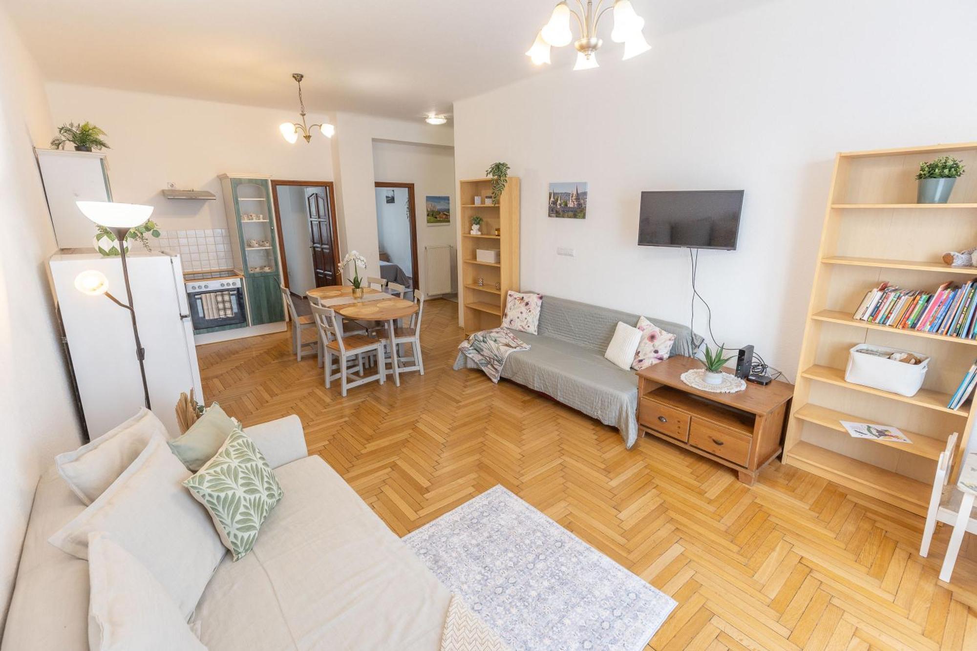 Riverside Balcony Apartment With View To Danube Budapest Bagian luar foto